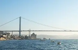 Paseo en Bósforo con barco privado