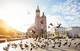 Día libre para descubrir los encantos de Cracovia.