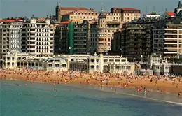 Pasea en la elegante San Sebastián