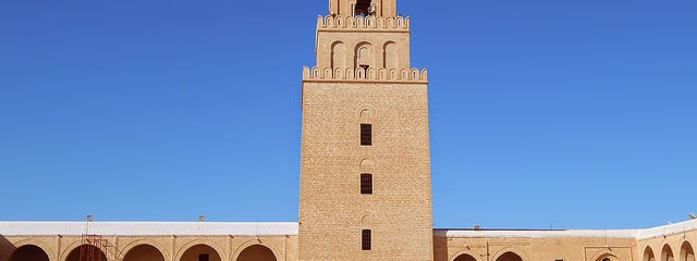 Contrastes de Túnez