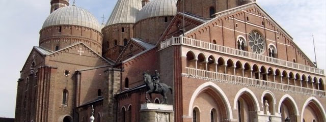 En el Corazón de Italia y la Campania