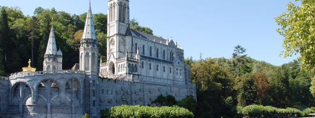 París, Lourdes, Costa Azul, Provenza y Barcelona