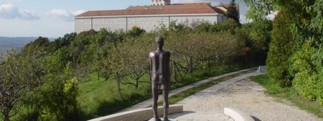 Entorno de Budapest, lagos, castillos y ciudades históricas