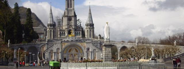 París, Lourdes, Costa Azul, Provenza con España y Lisboa