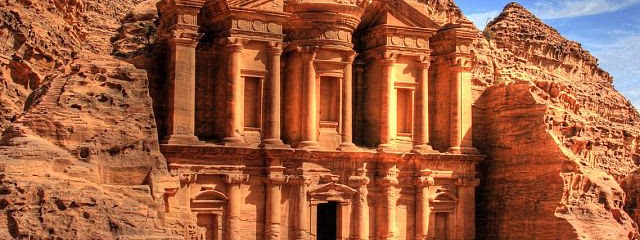 Contrastes de Arabia con Jordania y Cairo