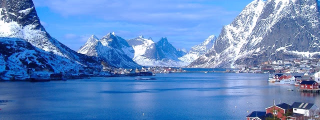 Descubra los Fiordos y Helsinki Primera – 2027