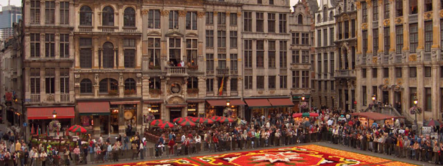 PARIS, PAISES BAJOS, ALEMANIA Y EL ESTE EUROPEO