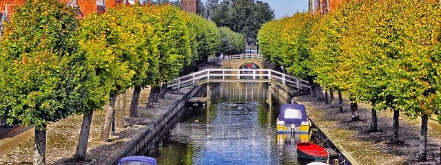 AMSTERDAM, ALEMANIA Y EL ESTE EUROPEO