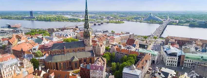 Capitales Bálticas de Estocolmo a Vilnius