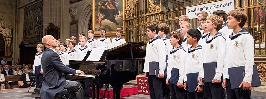 Europa del Este con los niños cantores (Viena-Budapest-Praga-Berlin) -Primera- 2026