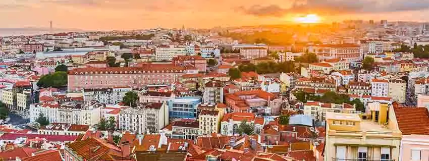 LO MEJOR DE PORTUGAL CON SANTIAGO – LISBOA A OPORTO