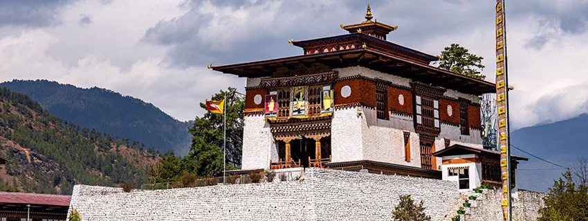 MITOS Y LEYENDAS DE NEPAL Y BHUTAN - Festival de la grulla de cuello negro - EXTENSION A TÍBET I
