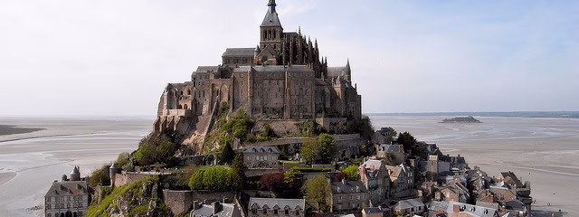 Londres, Mont Saint Michel e Paris Econômica