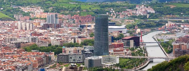Madri, País Basco, Lourdes, Provença e Borgonha com Paris